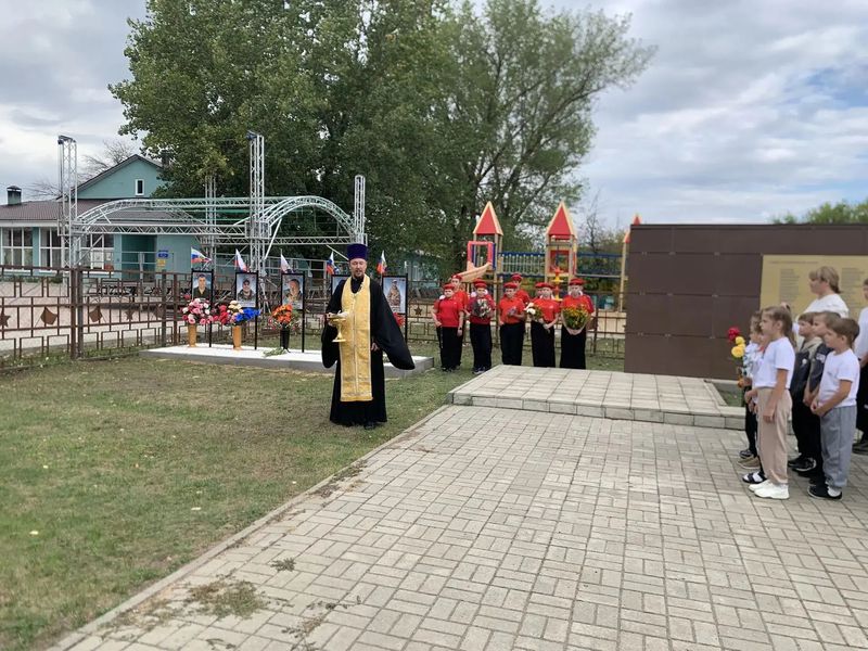 Торжественное открытие и освящение Аллеи Памяти в хуторе Колундаевском   