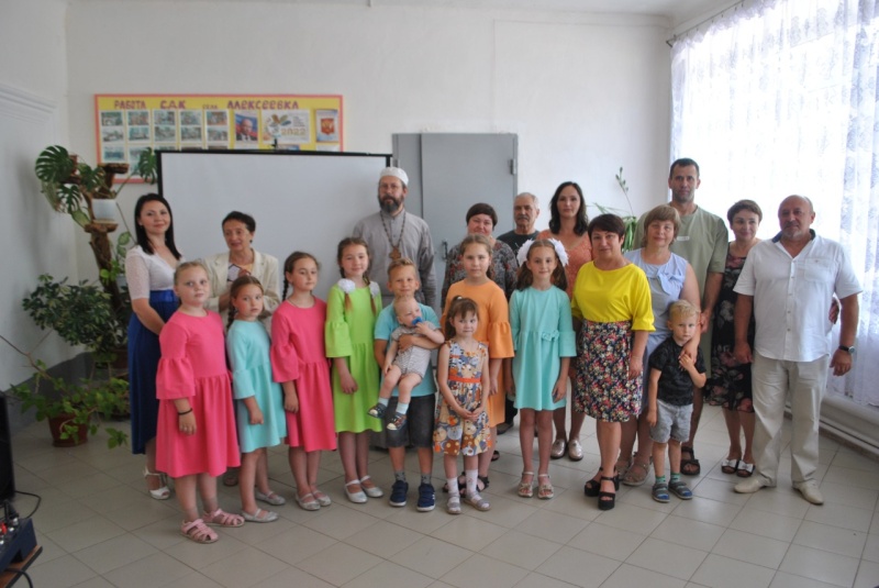 Мероприятие «С открытым сердцем, с добрым словом…» прошло для жителей с. Алексеевка