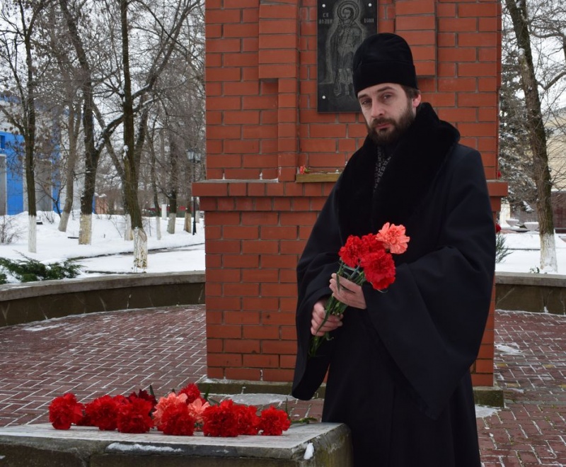 Памятный митинг, посвященный выводу советских войск из Афганистана, прошел возле часовни «Памяти погибшим воинам в Афганистане, Чечне и на Чернобыльской АЭС» в п. Каменоломни