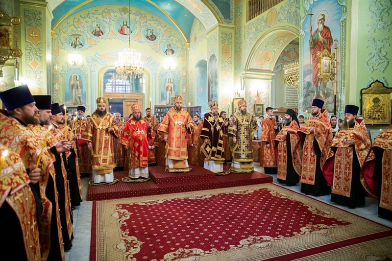 В Саратове Преосвященнейший епископ Симон принимает участие в торжествах по случаю празднования Собора Саратовских святых