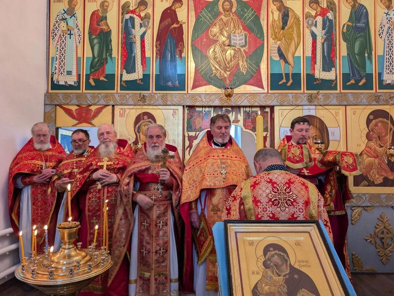 В станице Вёшенской состоялось соборное богослужение