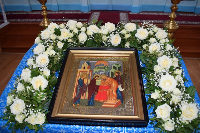 Учащиеся воскресной школы «Благовест» храма Архистратига Михаила пос. Каменоломни приняли участие в мастер-классе флористике и фитодизайну