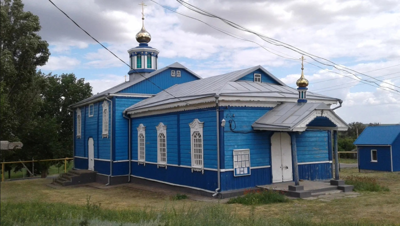 Историческая справка о захоронениях на церковном погосте с восточной стороны храма в х. Верхний Митякин