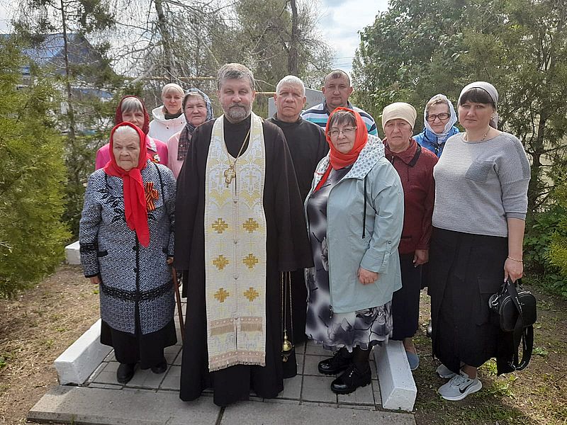 В хуторе Красный Кут почтили память воинов-освободителей