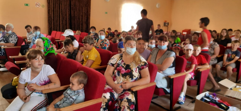 В Шахтинской епархии продолжается реализация программы помощи нуждающимся жителям самых удаленных населенных пуктов сельких поселений