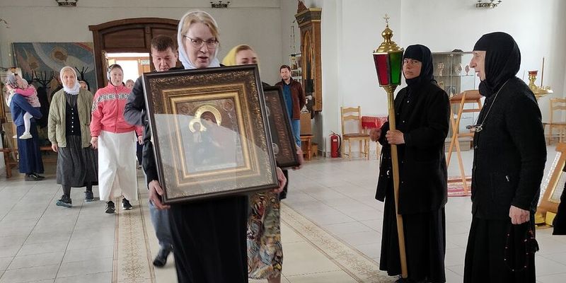 КАК БОЖЬЯ МАТЕРЬ ПОБЕДИЛА БЮРОКРАТИЮ. ДВЕ ИСТОРИИ О ЧУДЕ