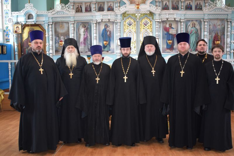 В храме Архангела Михаила п. Каменоломни состоялось очередное собрание духовенства Нижнедонского округа
