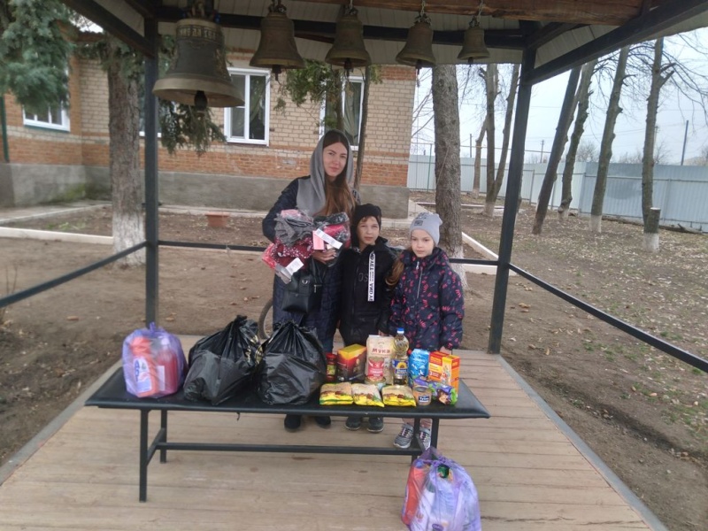 Благополучателями проекта «Выездной епархиальный гуманитарный склад» в 2022 году стали 1181 человек, из которых 757 – дети