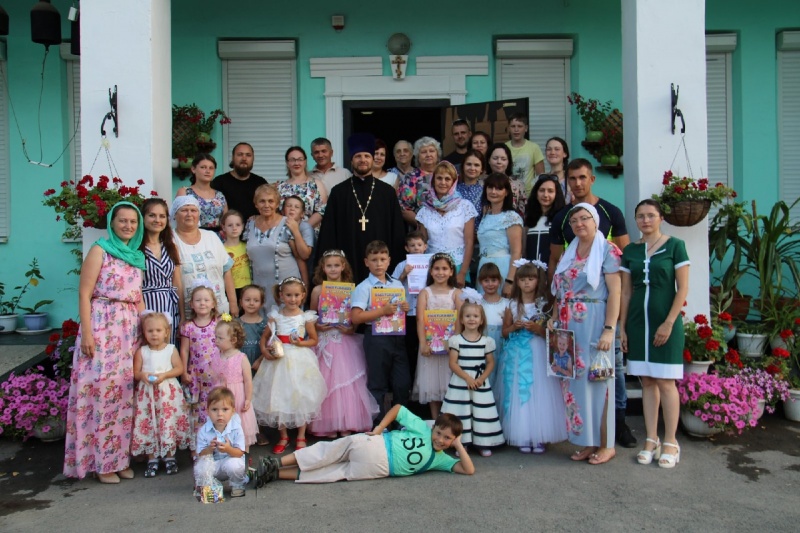 В дошкольной группе «Радость моя» при храме вмч. Пантелеимона г. Гуково состоялся выпускной бал