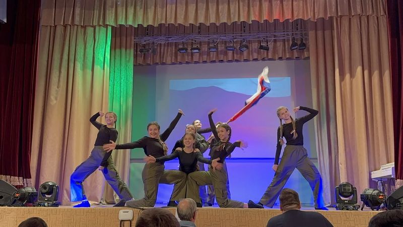 В РДК станицы Багаевской прошёл праздничный концерт по случаю Дня Призывника Багаевского района