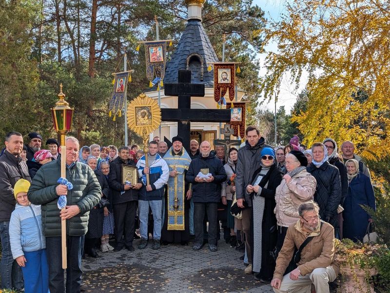 Крестный ход к источнику Казанской иконы Божией Матери состоялся в станице Вешенской