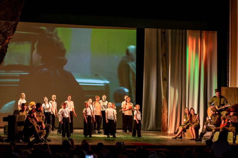 В Шахтах прошел концерт к 80-летию Победы с участием духовенства и ветеранов