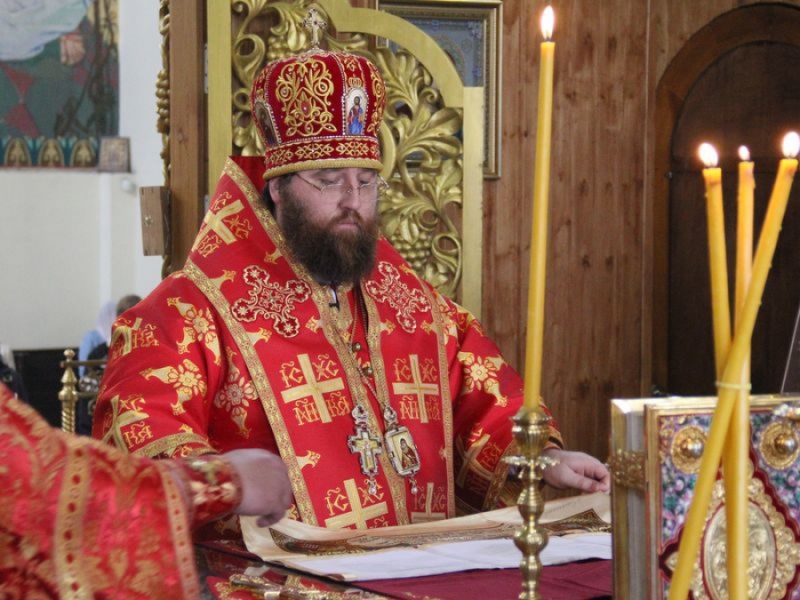 В день памяти блаженной Матроны Московской епископ Игнатий совершил Литургию в Покровском кафедральном соборе г. Шахты