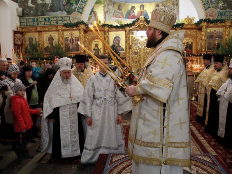 7 января 2014 года, в день великого праздника Рождества Христова, епископ Шахтинский и Миллеровский Игнатий совершил в Покровском кафедральном соборе Великую Вечерню