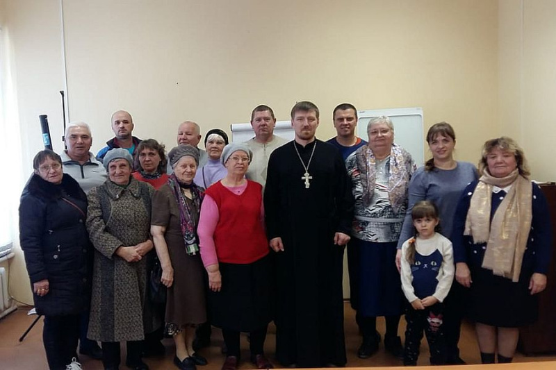 В обществе глухих Каменска-Шахтинского отметили День православной книги