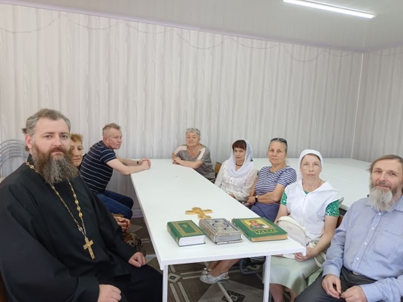 Библейские встречи при храме святого праведного Иоанна Кронштадтского города Шахты