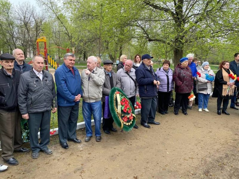 В Каменске-Шахтинском состоялся митинг, посвященный дню памяти каменчан-ликвидаторов аварии на Чернобыльской АЭС.