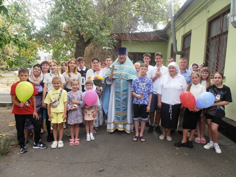 Молебен перед началом учебного года в Каменске-Шахтинском