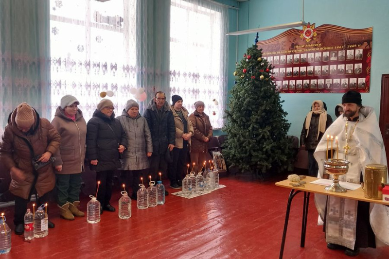 Освящение крещенской воды в хуторах и станицах Красносулинского благочиния