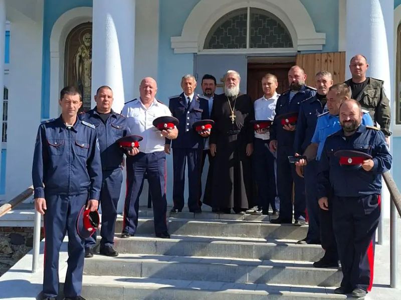 В храме Сретения Господня станицы Базковской принял присягу избранный атаман Вешенского юрта   