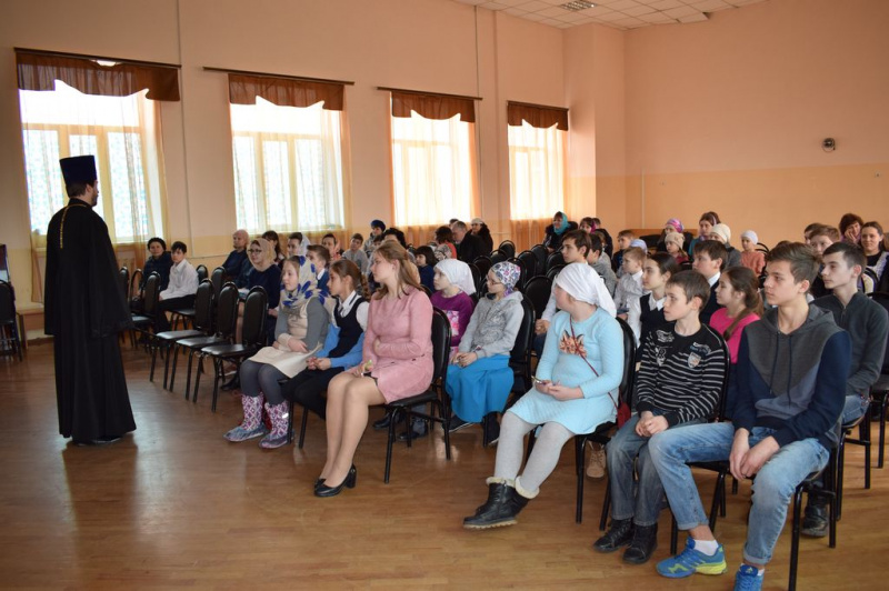 На базе Гимназии 10 г. Шахты состоялся третий тур Кирилло-Мефодиевской олимпиады по Священной истории и Закону Божьему