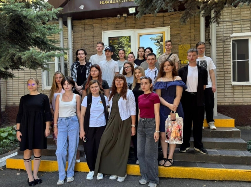 Новошахтинский филиал ЮФУ поздравили с началом учебного года