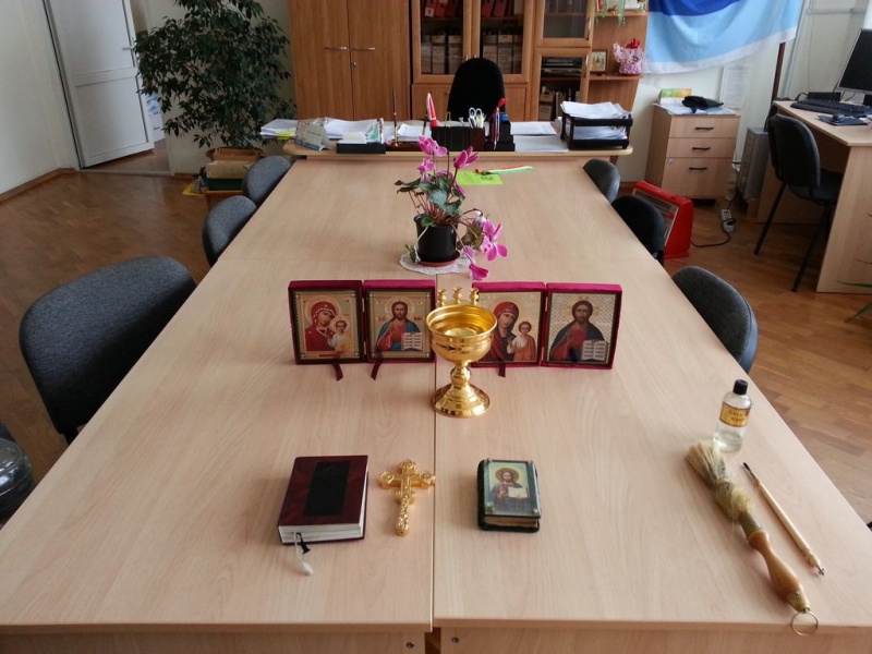 Совершен чин освящения школы №25 г. Шахты