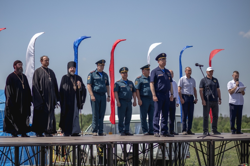 «Где есть угроза и опасность жизни, там нужна и духовная поддержка». Епископ Симон принял участие в открытии X соревнований по пятиборью спасателей аварийно-спасательных формирований на кубок Губернатора