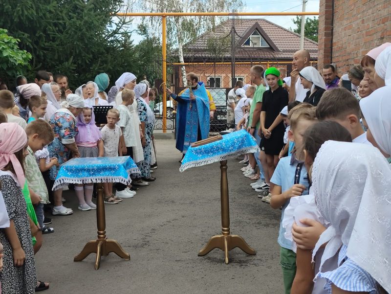 В храмах Нижнедонского благочиния прошли молебены перед началом учебного года
