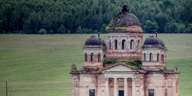 ХРАМ В ПЯТИНО: ВЕЛИЧЕСТВЕННАЯ ИСТОРИЯ ЛЮБВИ И ПОКАЯНИЯ