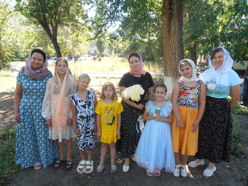 Духовная беседа состоялась в воскресной школе «Радость» при храме в честь иконы Пресвятой Богородицы «Почаевской» города Каменск-Шахтинский