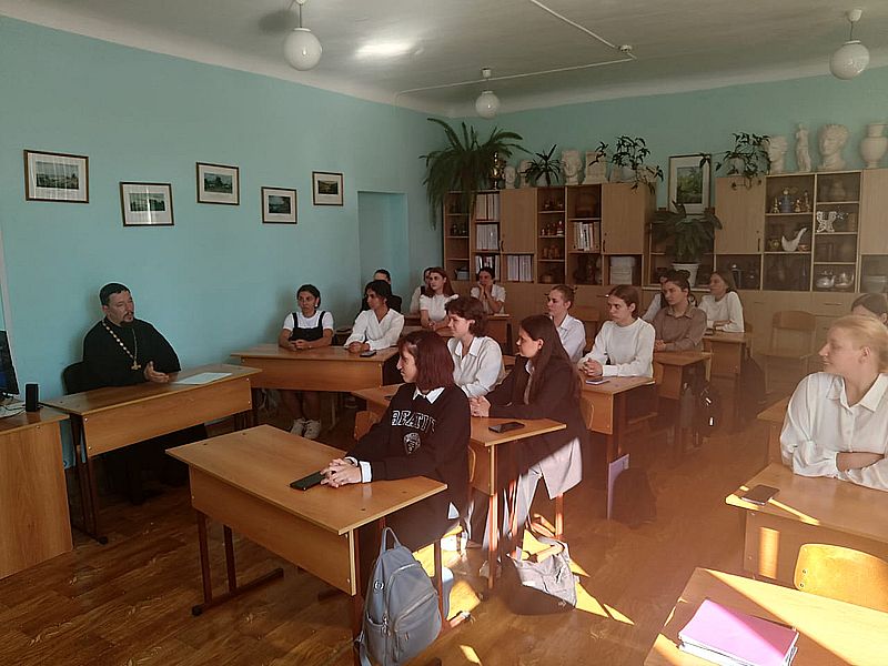 Мероприятие на тему семейных ценностей прошло в педагогическом колледже станицы Вешенской   