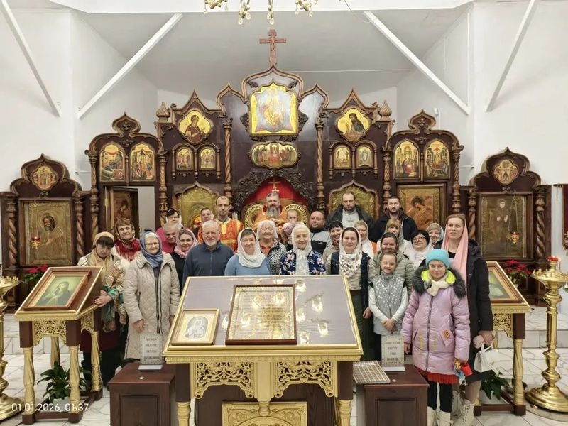 В Гуково встретили Новый год в храме с молитвой 