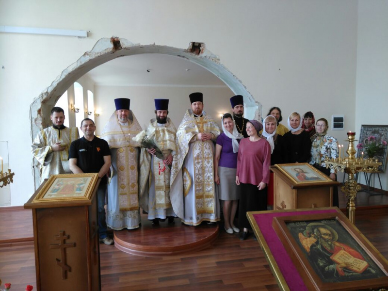 Праздничным богослужением отметили престольный праздник домового храма апостола Иоанна Богослова при Институте сферы обслуживания и предпринимательства (филиала) ДГТУ г. Шахты