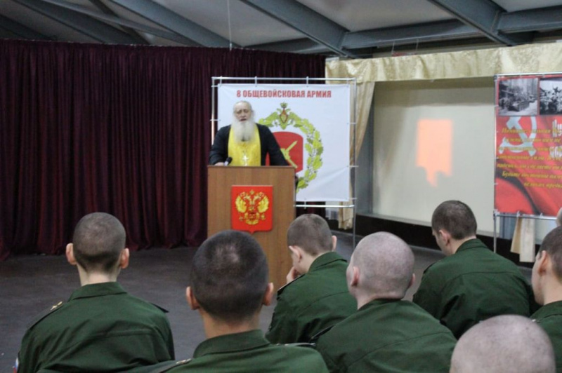 Воинскую часть 15272 ОБМО 150-й мотострелковой дивизии с пастырским визитом посетил иеромонах Николай (Наметышев)