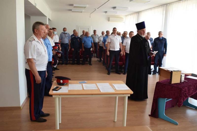 Протоиерей Владимир Лавлинский принял участие в отчетно-выборном Большом Круге юртового казачьего общества «Верхнедонское»