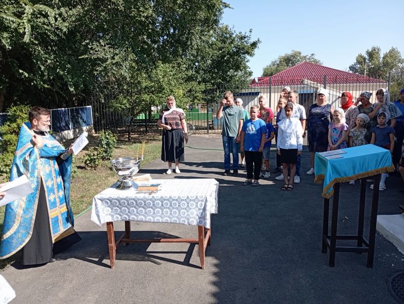 Молебен перед началом учебного года в станице Каргинской