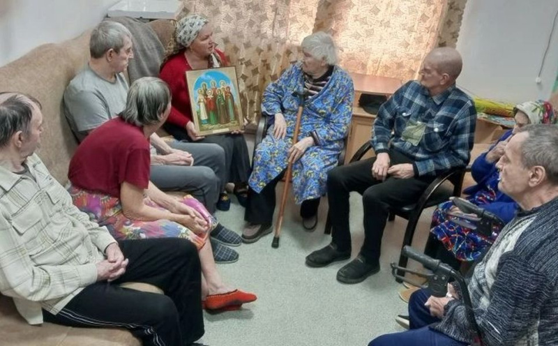 В доме престарелых посёлка Садовый прошла беседа о неделе жён-мироносиц