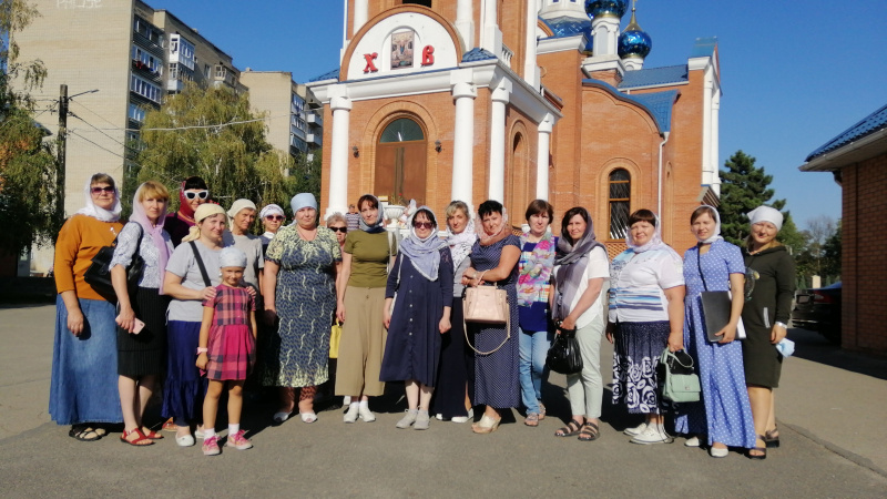 Паломническим отделом Шахтинской епархии была проведена паломническая поездка по святым местам Донской земли в г. Таганрог и г. Азов