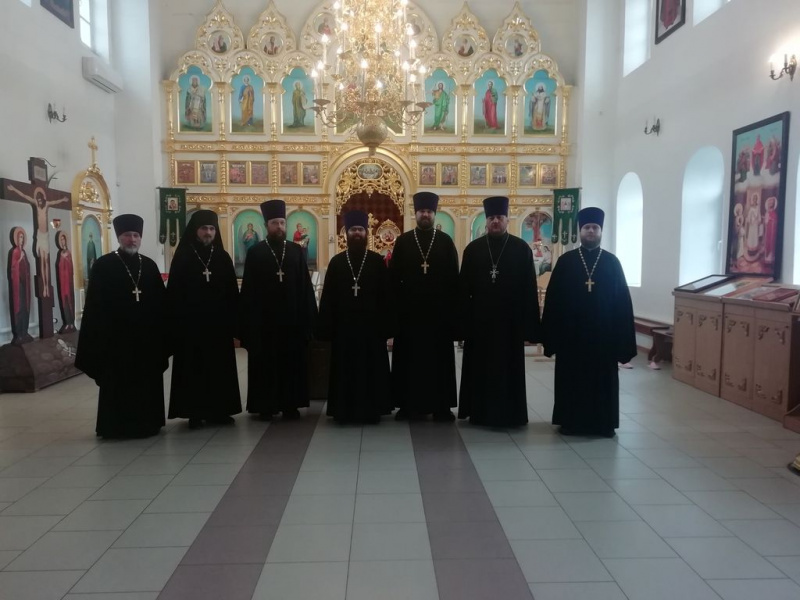 В Троицком храме состоялось собрание духовенства Каменск-Шахтинского благочиния