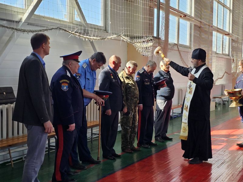 Соревнования по мини-футболу прошли среди команд казачьей молодежи Миллеровского района