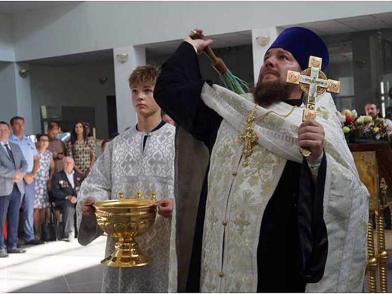 В Донецке освящен новый Дом культуры