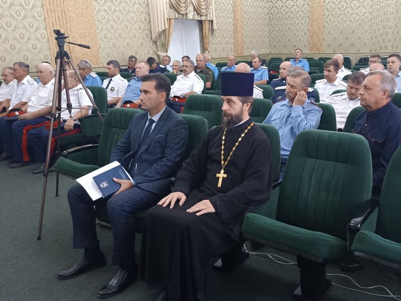 Духовник Нижнедонского Юрта принял участие в отчетном Большом Круге казаков