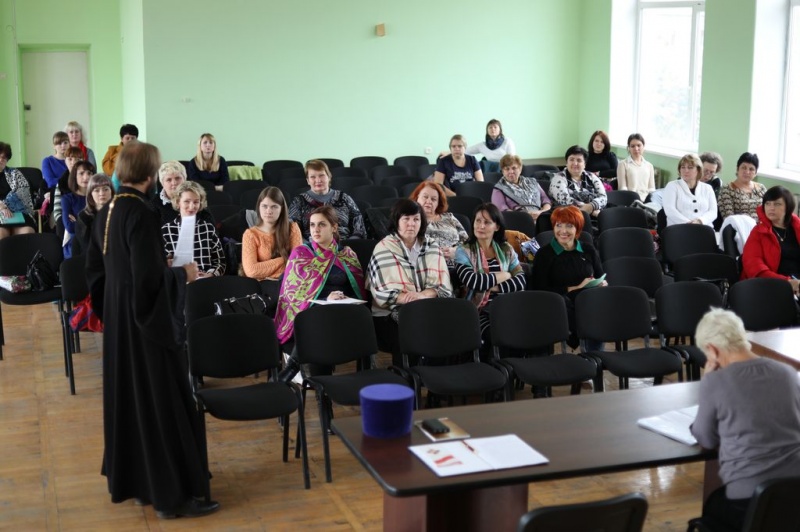 Председатель Отдела религиозного образования провел встречу с преподавателями, реализующими курс «Основы религиозных культур и светской этики и «Основы православной культуры»