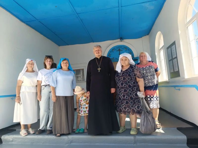 В Свято-Казанском храме Гуково прошла акция «Собери ребёнка в школу»