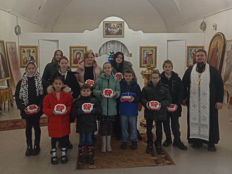 Рождественский молодёжный утренник на приходе Архистратига Михаила хутора Ёлкин