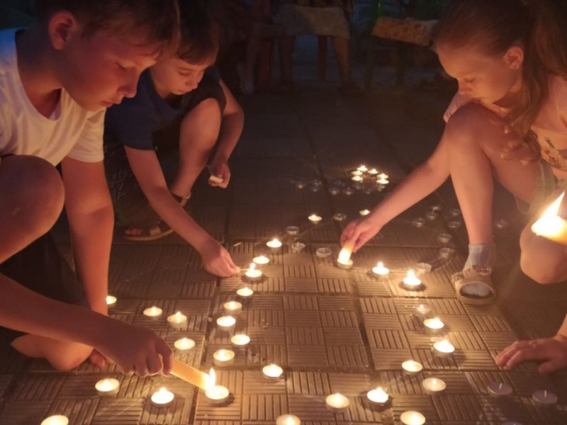 В храме Архистратига Михаила пос. Каменоломни состоялась акция, посвященная Дню памяти и скорби