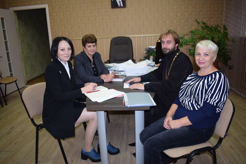 Соработничество епархии и Департамента образования г. Шахты обсудили в рамках долгосрочной стратегии «Шахты – земля духовного наследия»