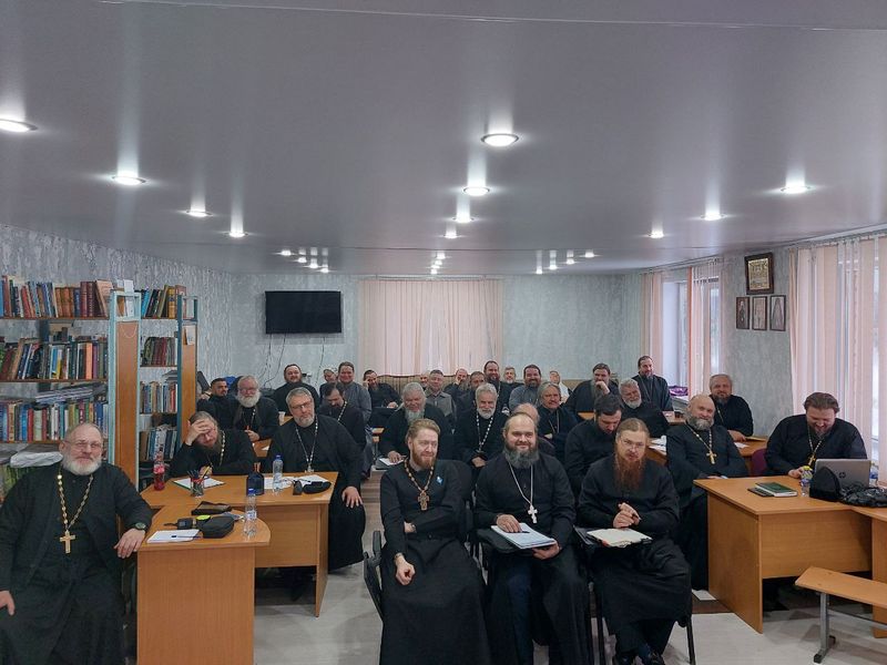 Иерей Владислав Касьянов принял участие в «Практикуме для помогающих созависимым» в Екатеринбурге