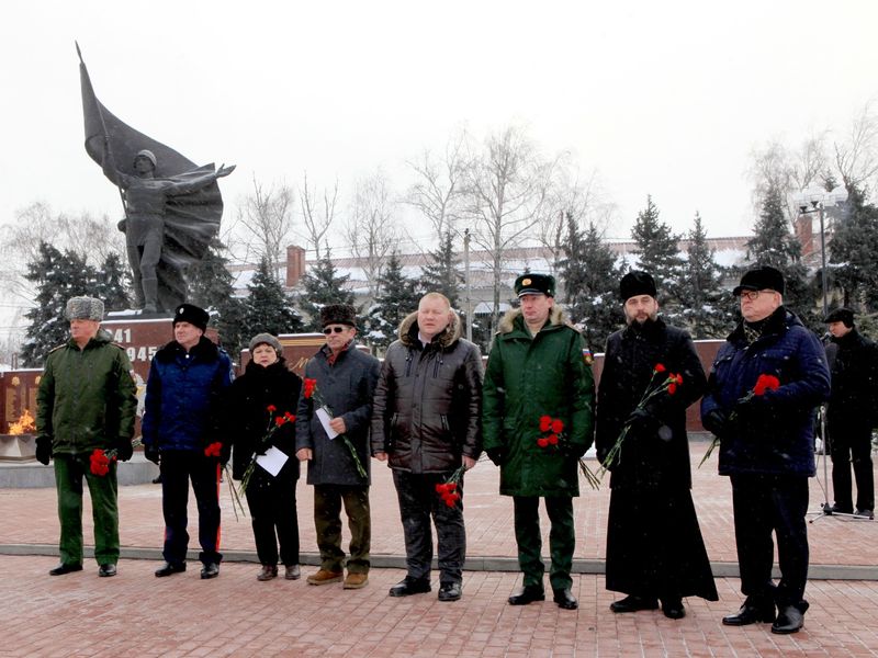 Торжественные мероприятия в день освобождения Октябрьского района от фашистских захватчиков